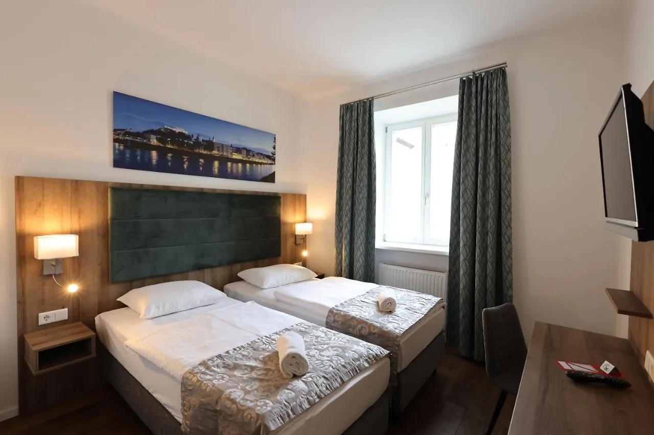 Altstadt Hotel Hofwirt זלצבורג