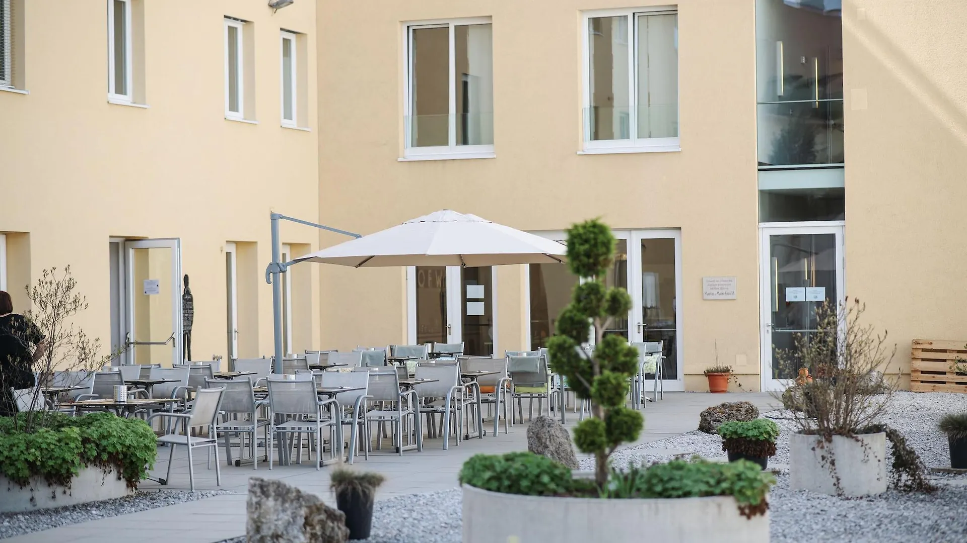 Altstadt Hotel Hofwirt Salzburg 3*,