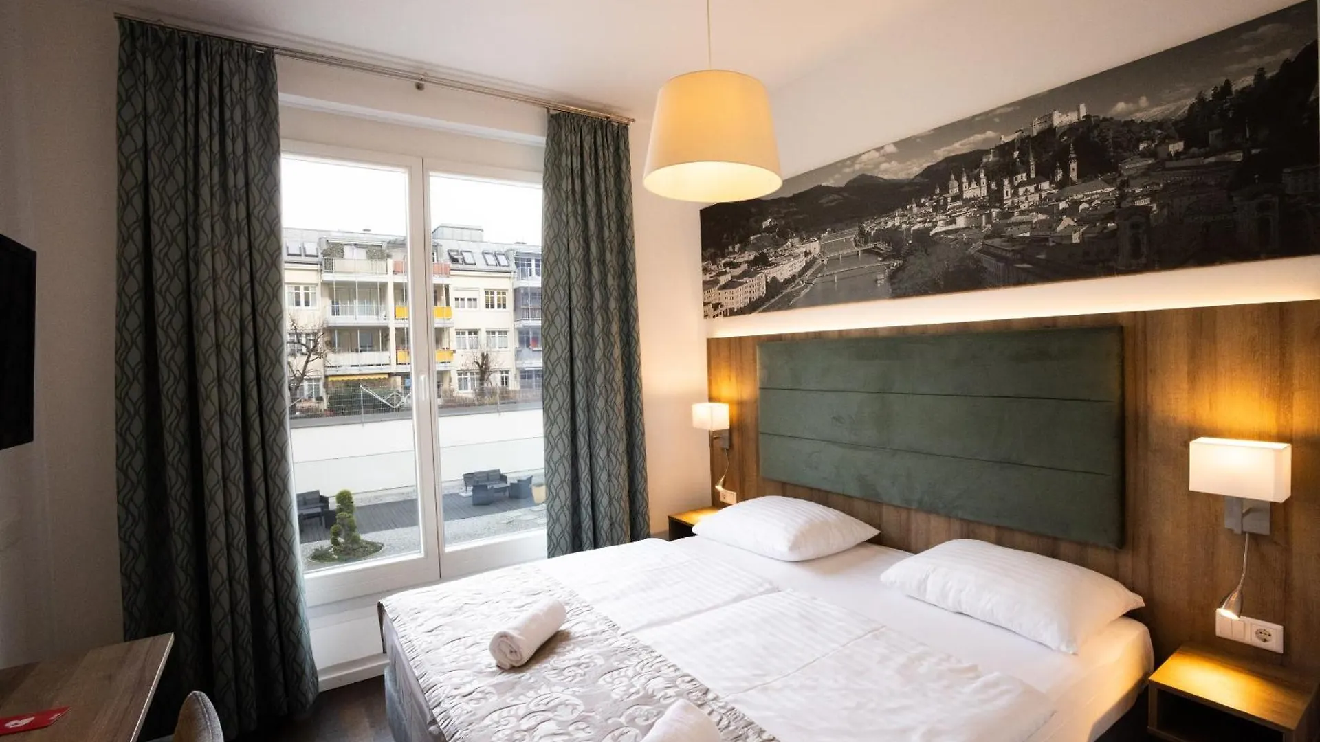 Altstadt Hotel Hofwirt Salzburg 3*,  Austria